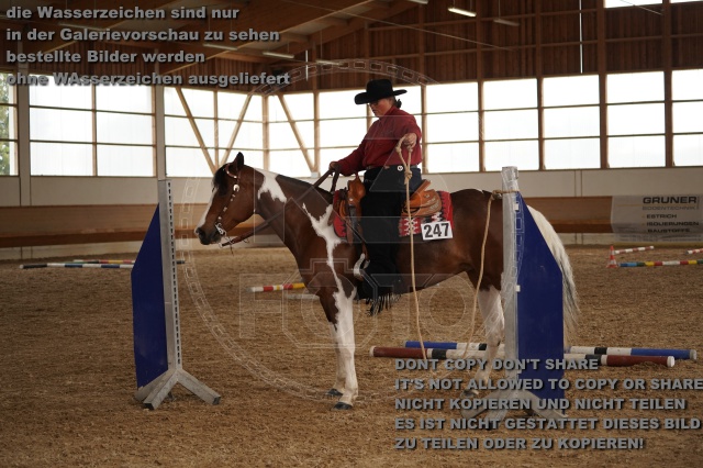 s_A_901690.JPG